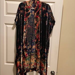 Floral Velvet Kimono by Dressori